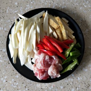 Stir-fried Dried Bean Curd with Rice White recipe