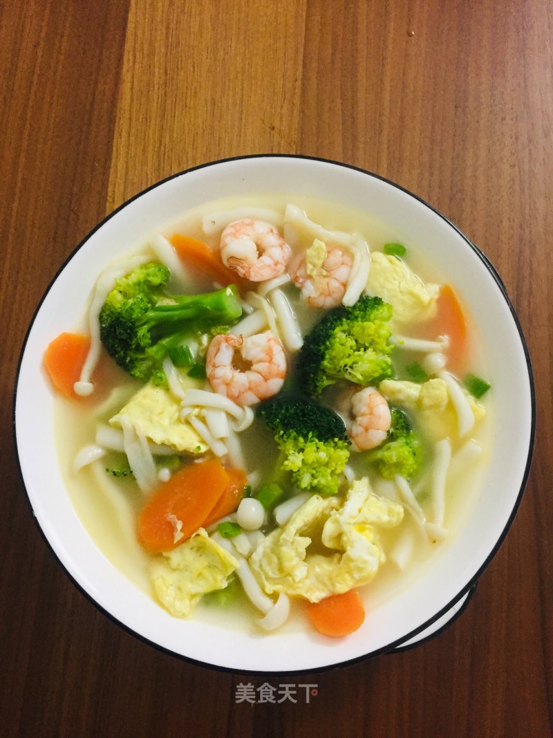 Broccoli, Carrot, Mushroom and Shrimp Soup recipe
