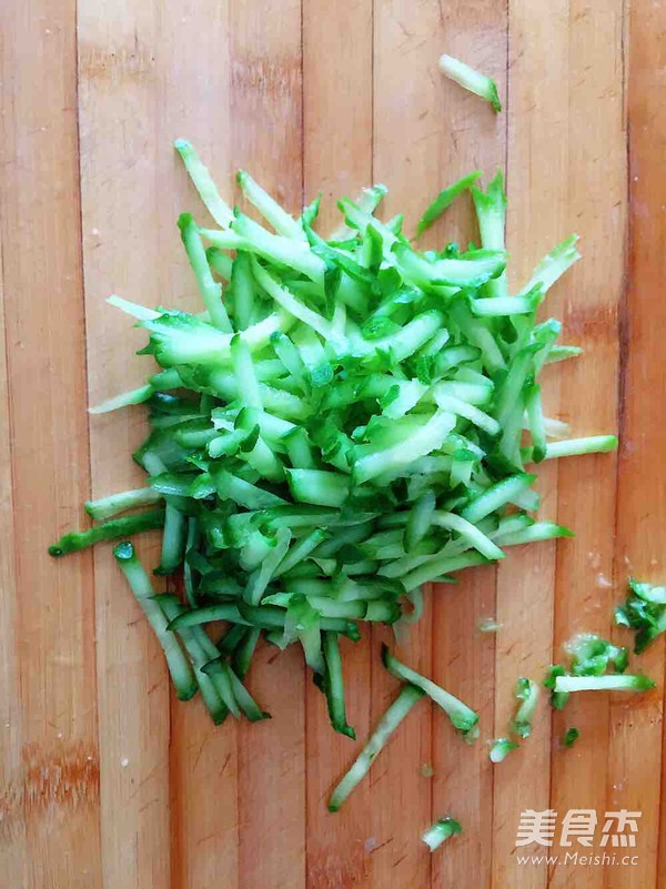 Green Silk Noodle Soup recipe