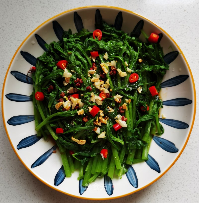 White-boiled Chrysanthemum recipe