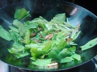 Stir-fried Chinese Cabbage with Mushrooms recipe