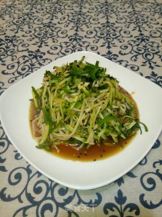 Enoki Mushroom Mixed with Cucumber recipe
