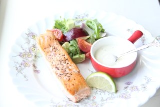 Norwegian Home Cooking-fried Salmon with Avocado Salad recipe