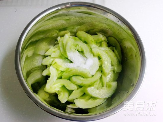 Cold Cucumber Peel recipe