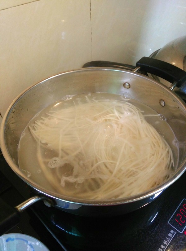 Orleans Pork Noodle recipe