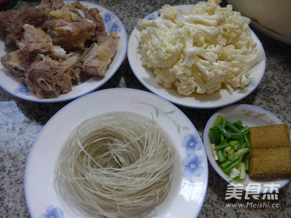 Vermicelli Cauliflower Short Rib Soup recipe