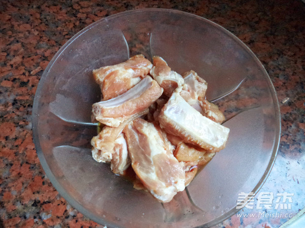 Garlic Spicy Pork Ribs recipe