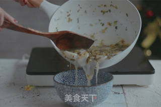 Three Consecutive Rice Cakes-pickled Vegetable Rice Cakes recipe