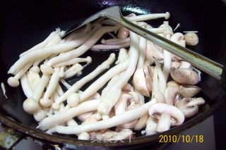 Mushroom Spare Ribs Shanzhen Noodle Soup recipe