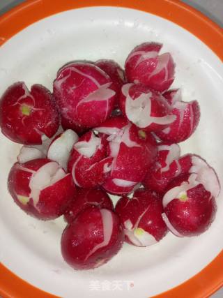 Sour and Spicy Cherry Radishes recipe