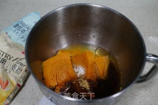 Pumpkin Knife Cut Buns recipe