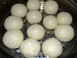 Cantonese Refreshment Custard Buns recipe