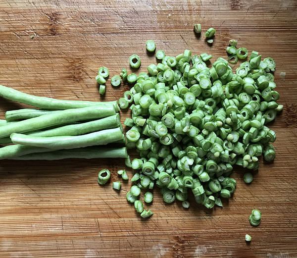 Sauce-flavored Cowpea and Rye Buns recipe