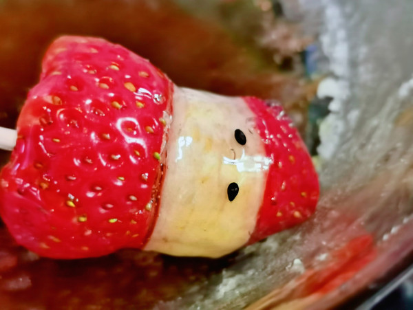 Strawberry Snowman recipe