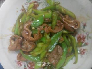 Stir-fried Pork Intestines with Chili recipe