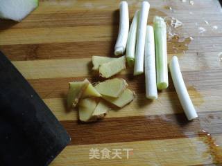 Milky White Winter Melon Pork Rib Soup recipe