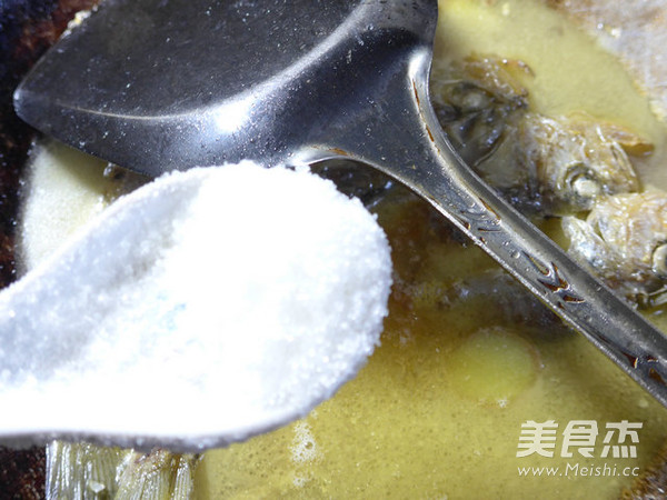 Braised Small Yellow Croaker recipe