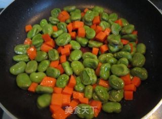 Fried Broad Beans and Diced Carrots recipe