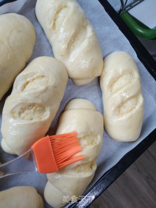 Coconut Bread Roll recipe