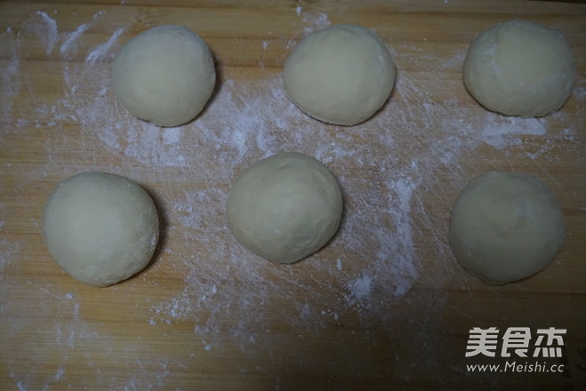 Black Pepper Chicken Drumstick Meal Buns recipe