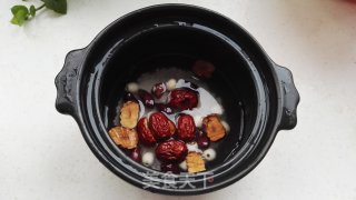 Black Peanut Lotus Seed Glutinous Rice Porridge recipe