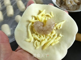 Cheese Prawn Mooncakes recipe