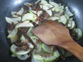 Bamboo Shoots and Dried Vegetables Boiled to Bloom at Night recipe