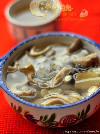 Peanut Big Bone Pepper Pork Belly Soup recipe