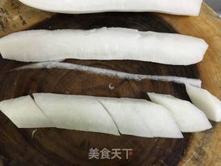 Dried Squid and Radish Ribs Soup recipe