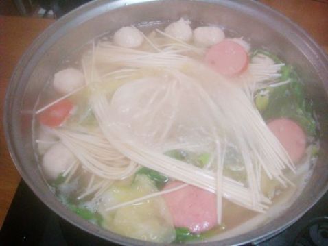 Fish Ball Hot Pot Noodle recipe