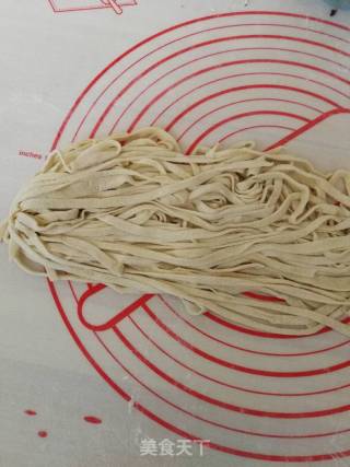 Hand-made Noodles with Fried Noodles recipe