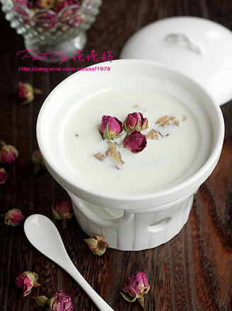 Rose Flower Gum Stewed Milk recipe