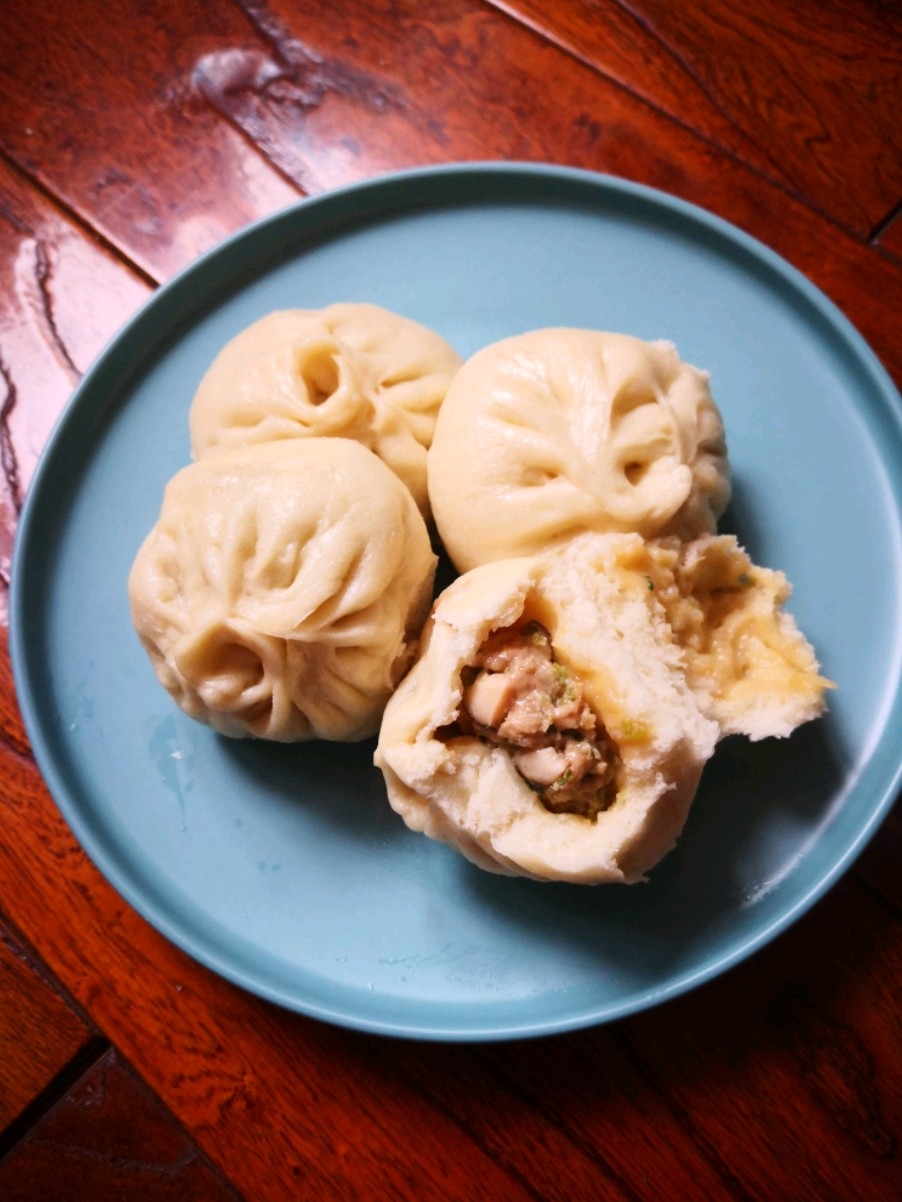 Mandarin Duck Stuffed Buns