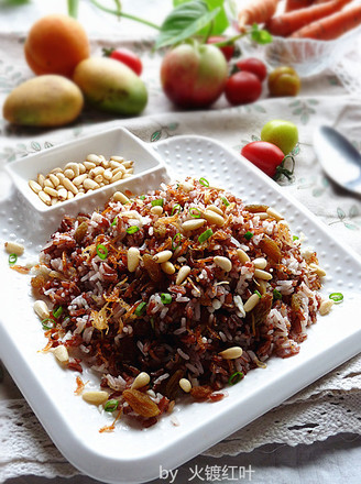 Fried Red Rice with Scallops and Pine Nuts recipe