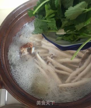 Ji Zhen Mushroom and Fish Soup recipe