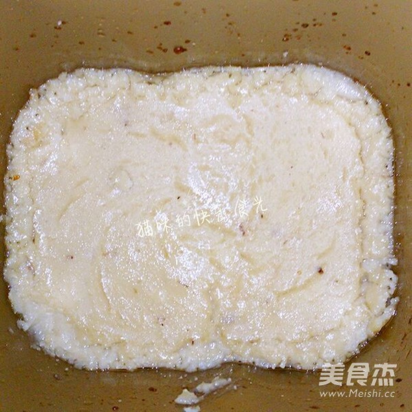 Bread Machine to Make Lotus Paste Filling recipe