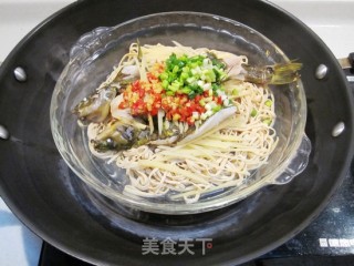 Steamed Fish with Chopped Pepper and Dried Bean Curd recipe