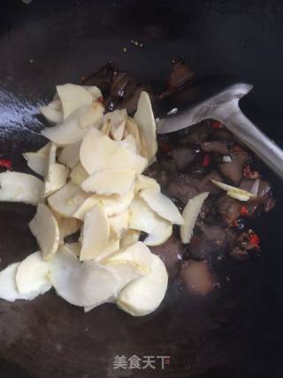 Stir-fried Winter Bamboo Shoots with Bacon recipe