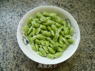 Stir-fried Lamb Tail Bamboo Shoots with Edamame recipe