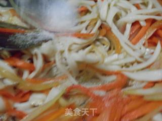 One of The Vegetarian Spring Festival Dishes-vegetarian Fried Pleurotus Eryngii Shredded recipe