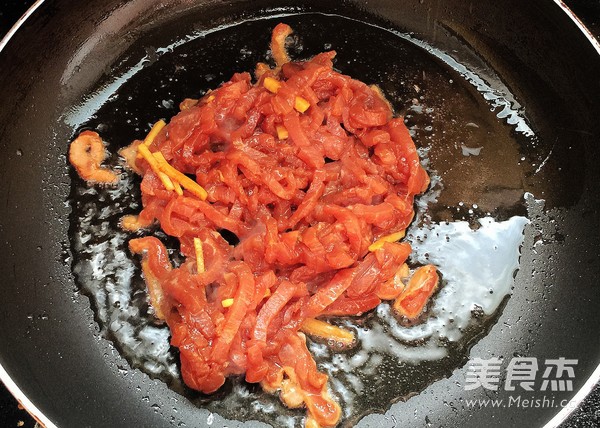 Stir-fried Shredded Pork with Garlic Moss recipe