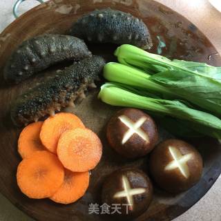 Stewed Sea Cucumber in Soup recipe