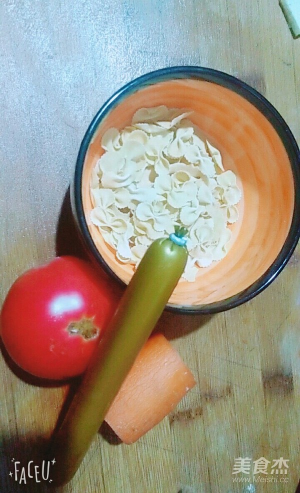 Tomato Butterfly Noodle recipe