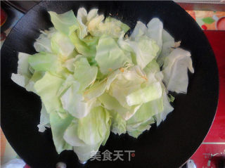 Stir-fried Cabbage with Spicy Sauce recipe