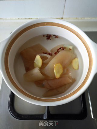 #信之美# Stir-fried Pork Skin with Chili recipe