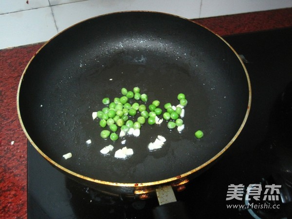 Fried Rice with Green Beans and Eggs recipe