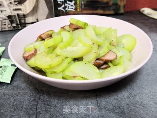 Sausage Fried Night Blossom recipe