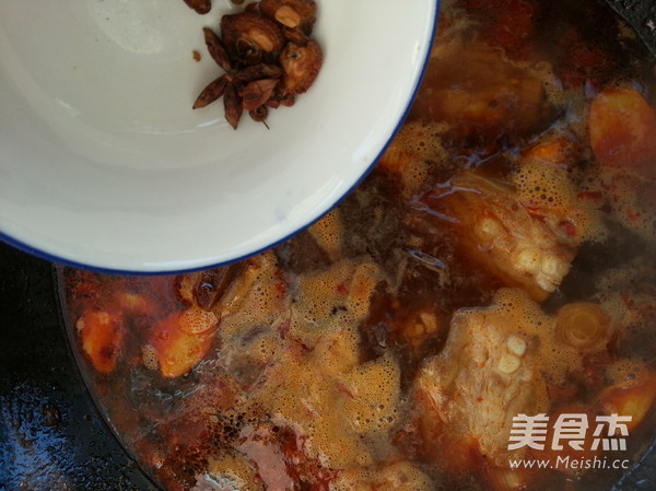 Braised Pork Ribs with Quail Eggs recipe