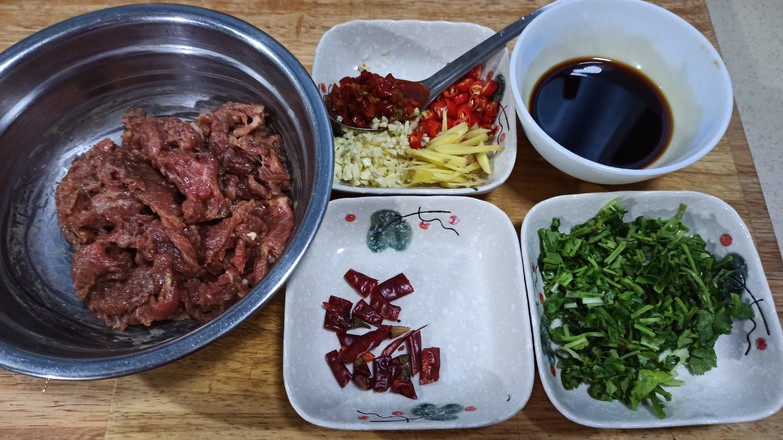 Small Stir-fried Beef recipe