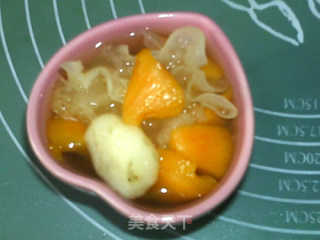 [guangdong] Horseshoe Loquat White Fungus Soup recipe